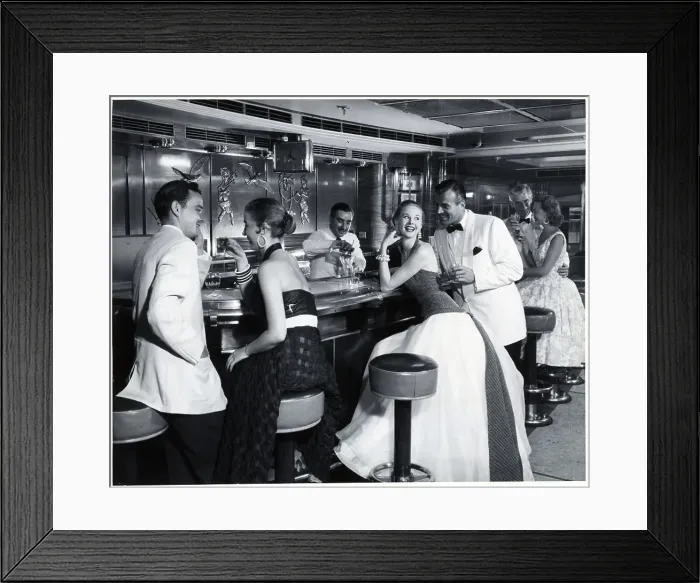 Framed Print : Sophisticated Couples at a Bar Framed Print : Sophisticated Couples at a Bar