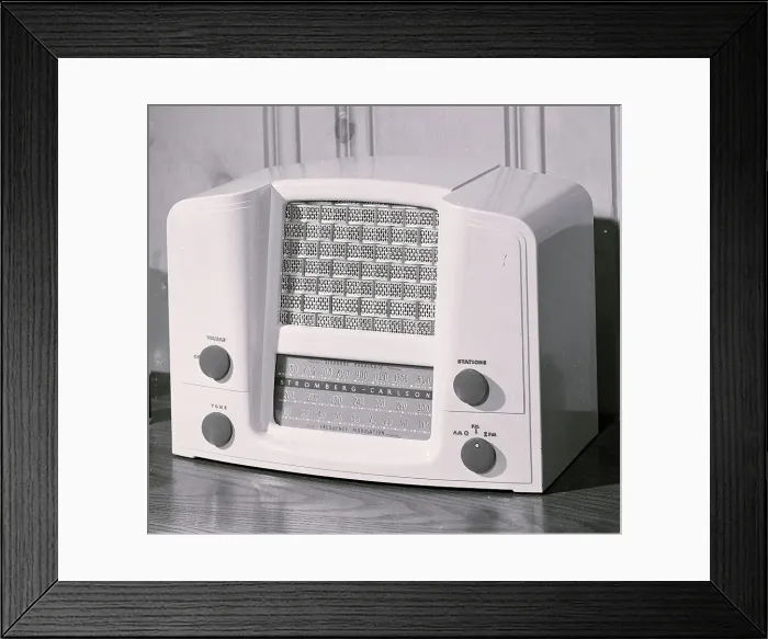 Framed Print : 1940'S Radio Framed Print : 1940'S Radio