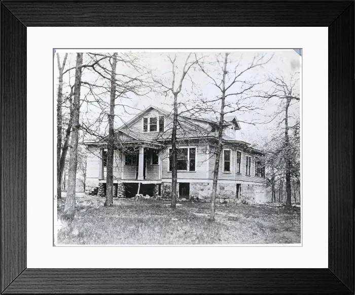 Framed Print : The Lindbergh Home In Little Falls Framed Print : The Lindbergh Home In Little Falls
