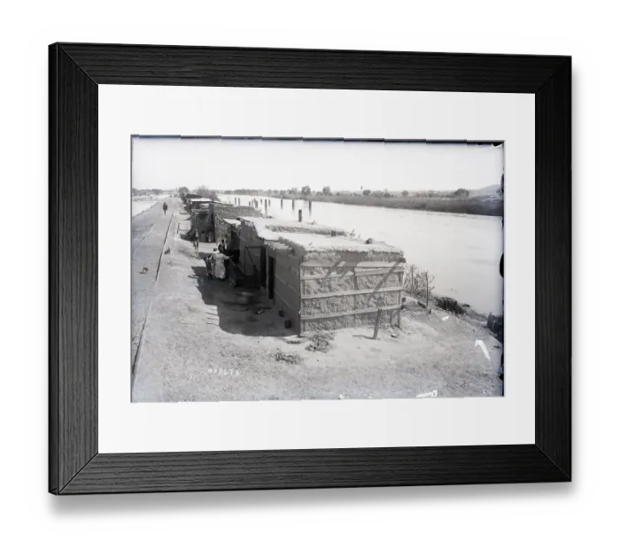 Framed Print : View Of El Paso Texas Showing Adobe Huts Framed Print : View Of El Paso Texas Showing Adobe Huts