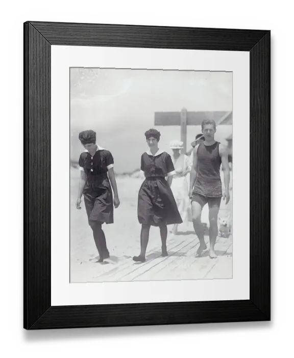 Framed Print : Bettmann Archive Framed Print : Bettmann Archive
