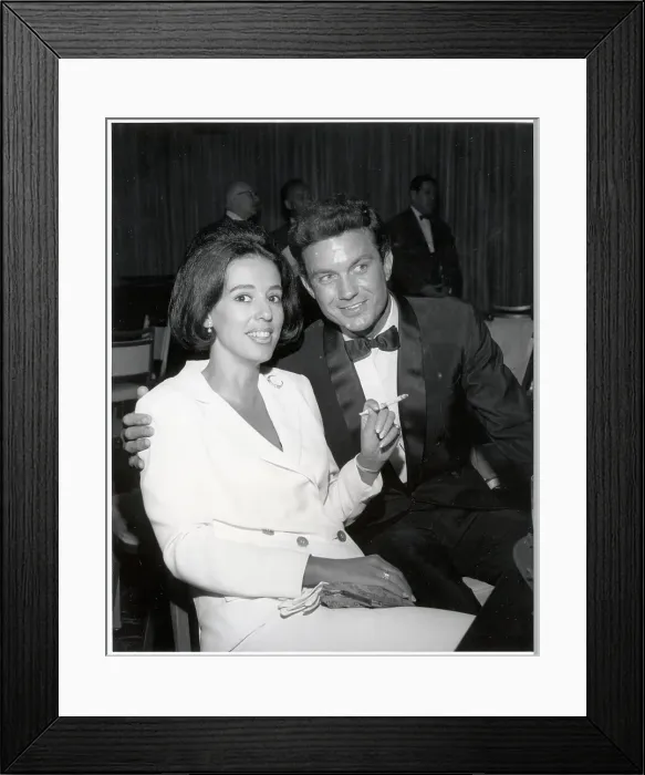 Framed Print : Cliff Robertson & Ann Lupton Seated Framed Print : Cliff Robertson & Ann Lupton Seated