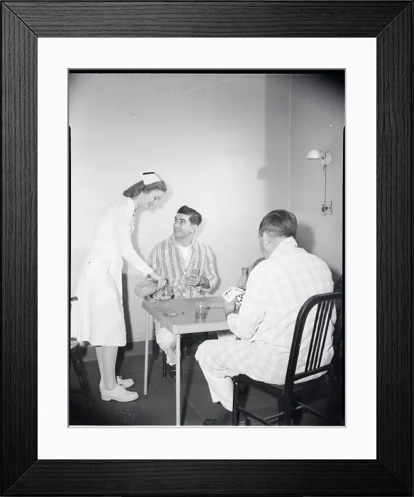 Framed Print : Nurse Attending Card-Playing Patients Framed Print : Nurse Attending Card-Playing Patients