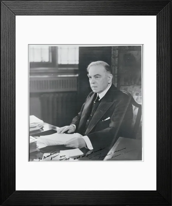 Framed Print : Portrait of William Lyon Mackenzie King Framed Print : Portrait of William Lyon Mackenzie King