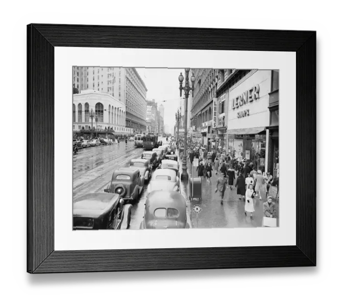 Framed Print : Christmas Shopping in San Francisco After Blackout Framed Print : Christmas Shopping in San Francisco After Blackout