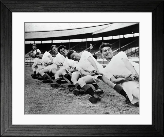 Framed Print : Royal Army Tug-Of-War Team In Action Framed Print : Royal Army Tug-Of-War Team In Action