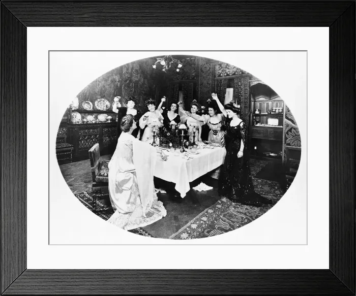 Framed Print : Six Bridesmaids Make Toast At Dinner Framed Print : Six Bridesmaids Make Toast At Dinner