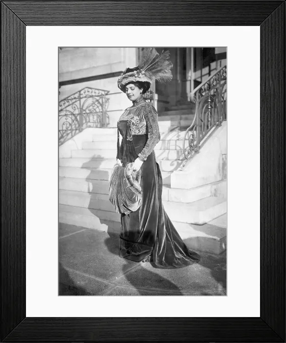 Framed Print : Mata Hari. (Original Caption). The real Mata Hari in her hey-day Framed Print : Mata Hari. (Original Caption). The real Mata Hari in her hey-day