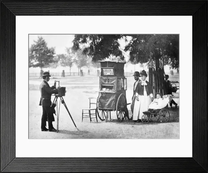 Framed Print : London Street Photographer Framed Print : London Street Photographer
