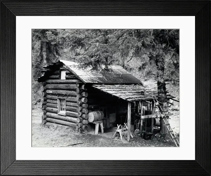 Framed Print : Log Cabin In Canyon Creek, Oregon Framed Print : Log Cabin In Canyon Creek, Oregon
