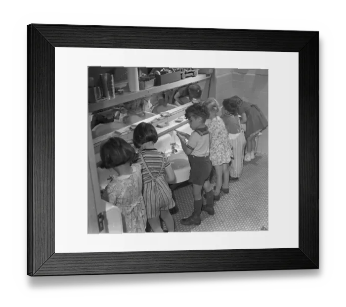Framed Print : Vintage photograph showing group of children (6-7) washing hands Framed Print : Vintage photograph showing group of children (6-7) washing hands