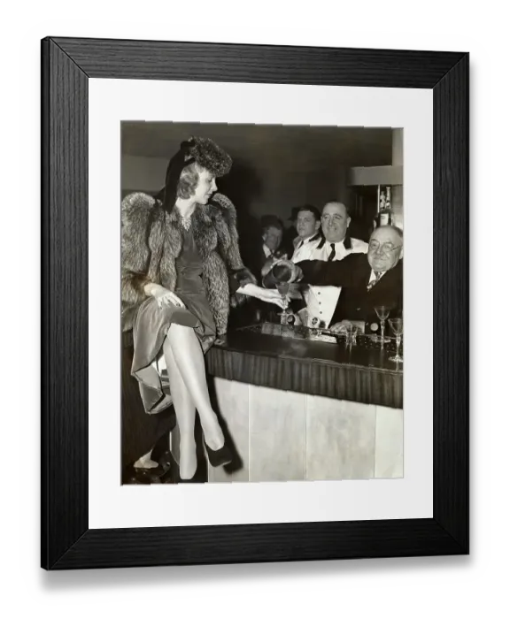 Framed Print : Bartender Pouring Drink for Lady Framed Print : Bartender Pouring Drink for Lady