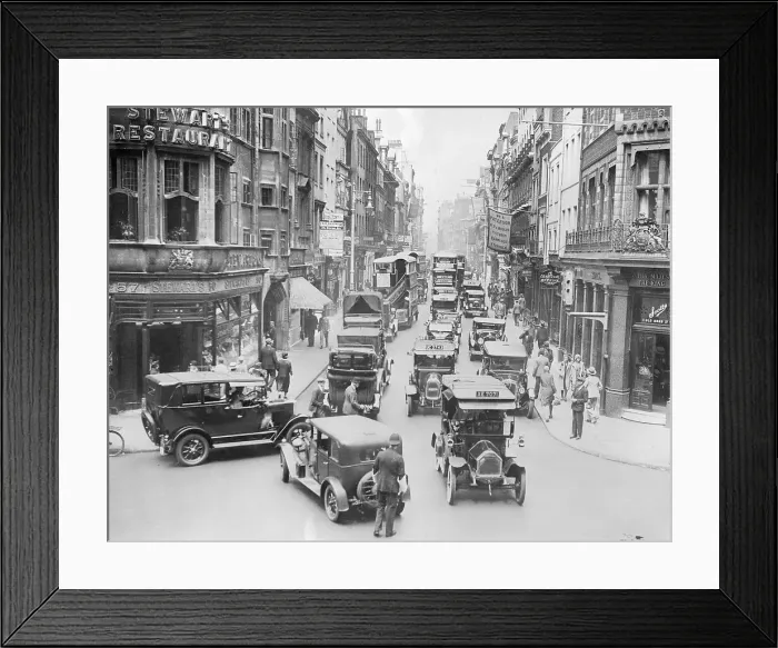 Framed Print : Bond Street in London