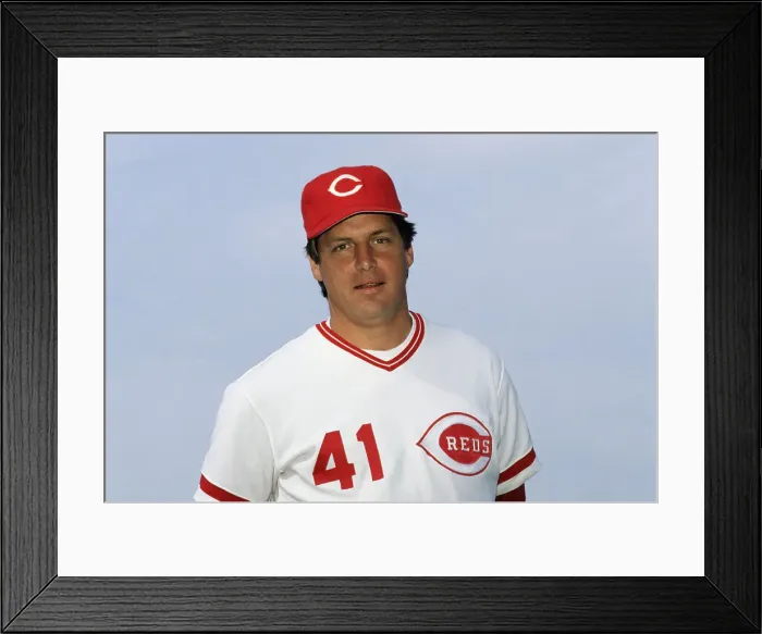 Framed Print : Portrait of Tom Seaver, Red's Pitcher Framed Print : Portrait of Tom Seaver, Red's Pitcher