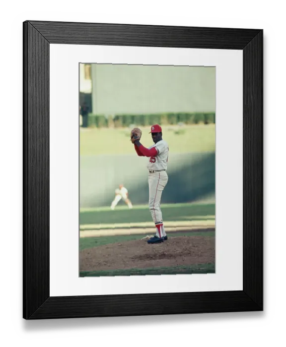 Framed Print : Bob Gibson Pitching Ball Framed Print : Bob Gibson Pitching Ball
