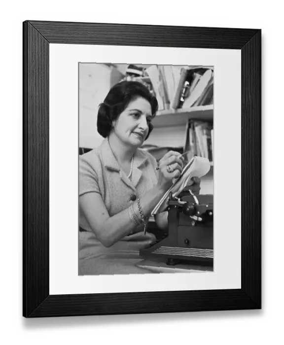 Framed Print : Helen Thomas with Pad and Pencil Framed Print : Helen Thomas with Pad and Pencil