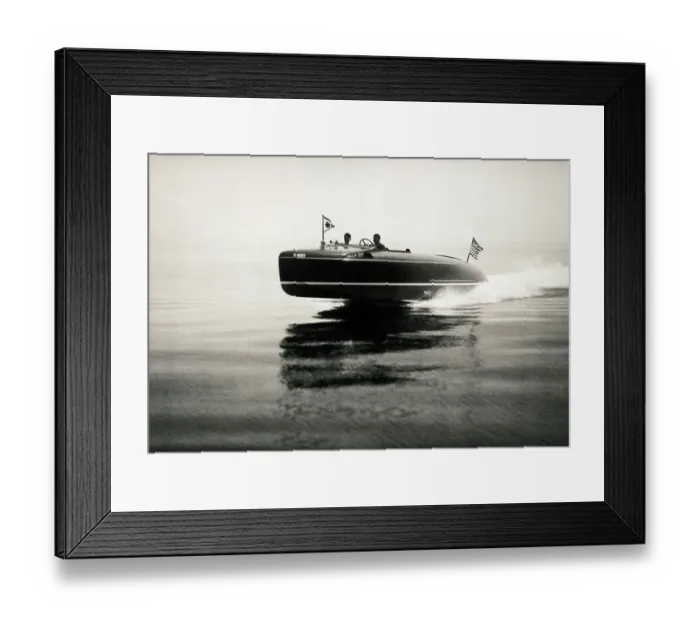 Framed Print : Speed Boat Racing On Oyster Bay Framed Print : Speed Boat Racing On Oyster Bay