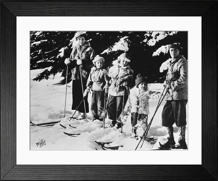 Framed Print : Norwegian Royal Family Skiing