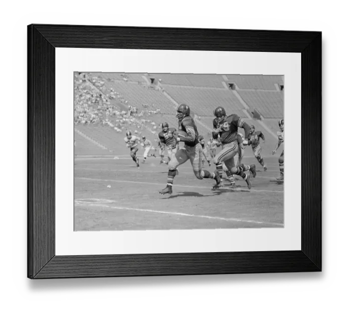 Framed Print : C.R. Roberts Outrunning Tackler Framed Print : C.R. Roberts Outrunning Tackler