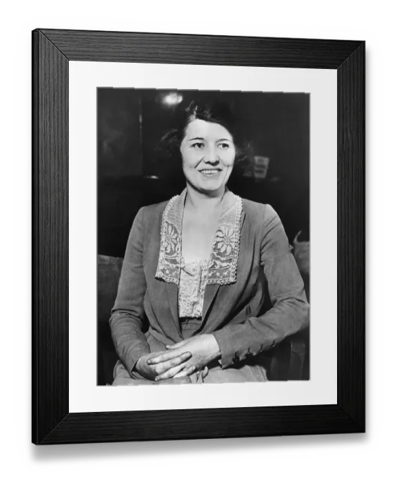 Framed Print : Murder Suspect Clara Phillips at a Los Angeles Jail Framed Print : Murder Suspect Clara Phillips at a Los Angeles Jail
