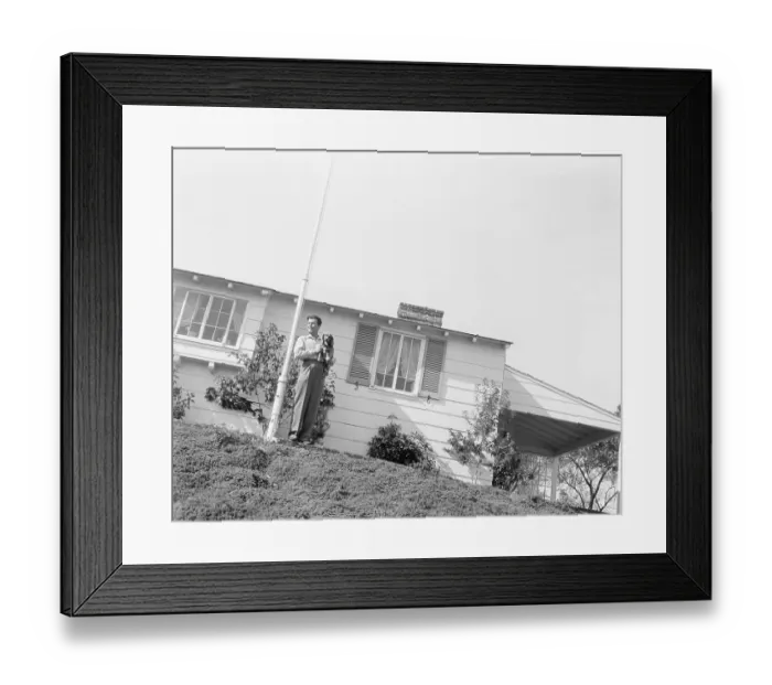 Framed Print : Robert Taylor Outside Of His House