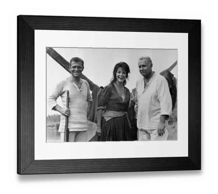 Framed Print : Virna Lisi Framed Print : Virna Lisi