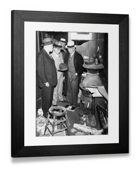 Framed Print : Derbies Inspected Framed Print : Derbies Inspected