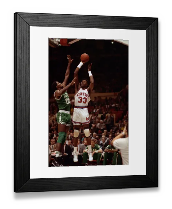 Framed Print : Patrick Ewing Shooting