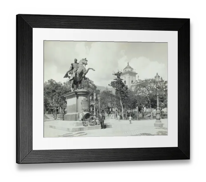 Framed Print : Statue of Simon Bolivar Framed Print : Statue of Simon Bolivar