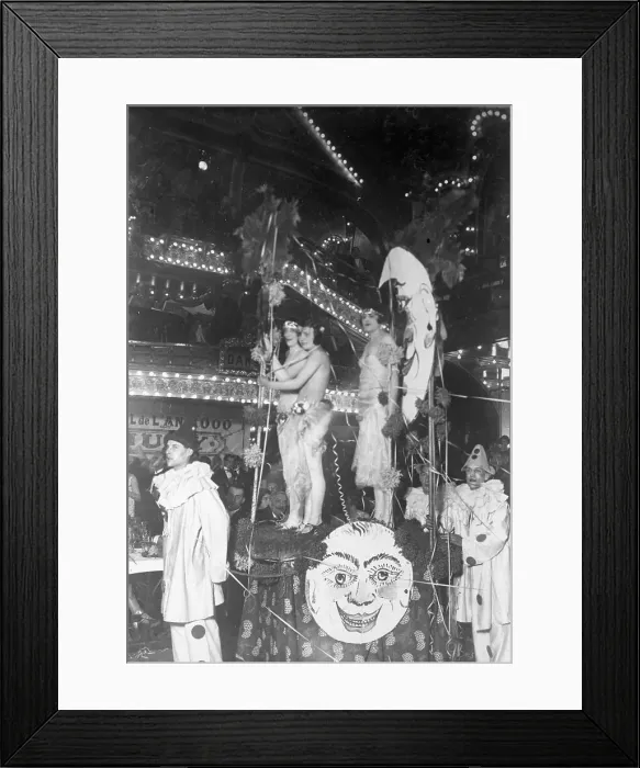 Framed Print : When Montmartre was in Full Swing Framed Print : When Montmartre was in Full Swing