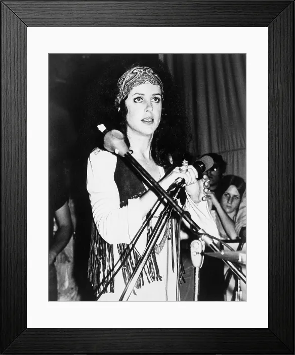 Framed Print : Grace Slick Performing In Concert Framed Print : Grace Slick Performing In Concert