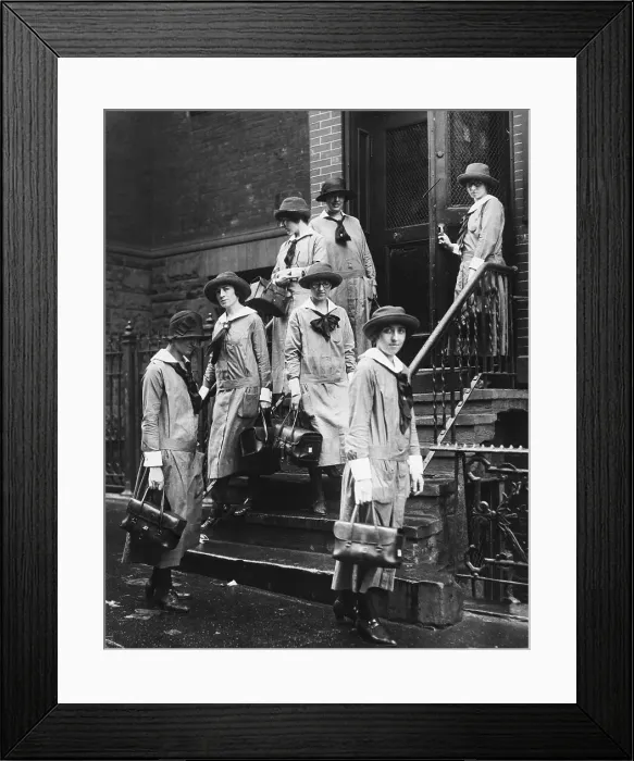Framed Print : Nurses Leaving the Henry Street Settlement