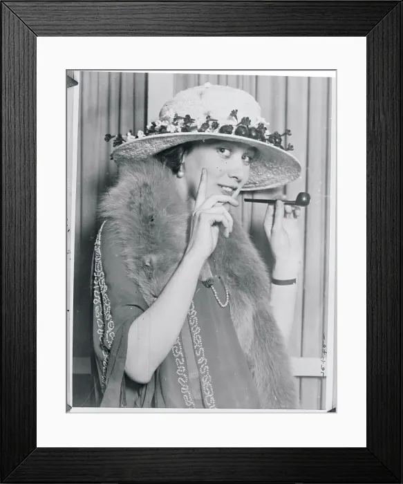 Framed Print : Evangeline Hugheston Smoking Briar Pipe Framed Print : Evangeline Hugheston Smoking Briar Pipe