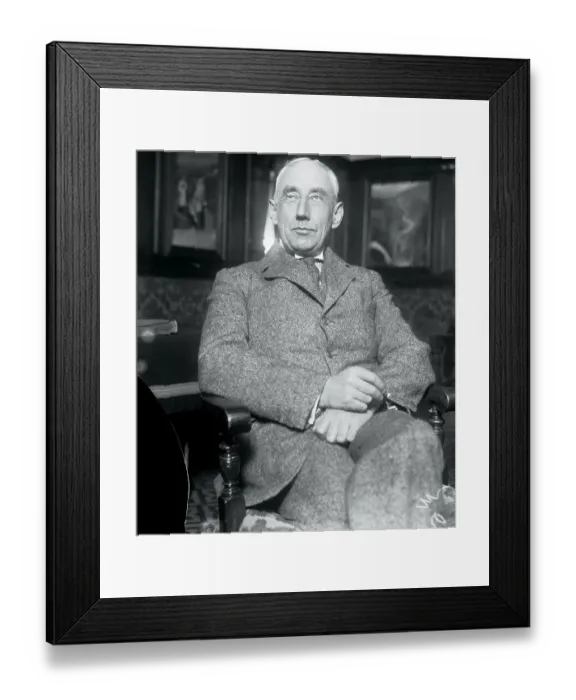 Framed Print : Captain Roald Amundsen and Friend Framed Print : Captain Roald Amundsen and Friend