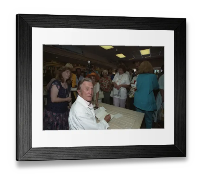 Framed Print : Kirk Douglas Framed Print : Kirk Douglas