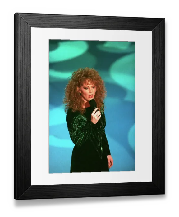 Framed Print : Reba McEntire Performing at Oscars