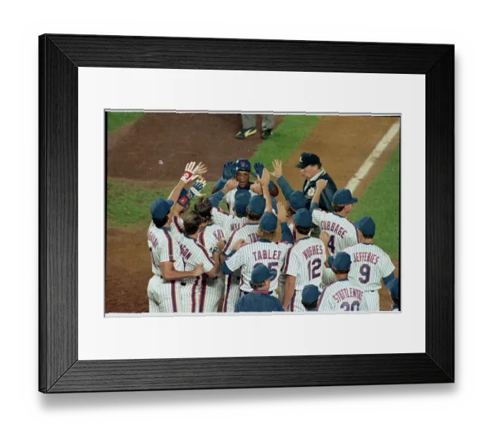 Framed Print : Teammates Congratulating Darryl Strawberry Framed Print : Teammates Congratulating Darryl Strawberry