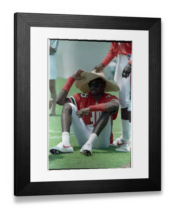 Framed Print : Lamar Thomas Holding Onto Hat Framed Print : Lamar Thomas Holding Onto Hat