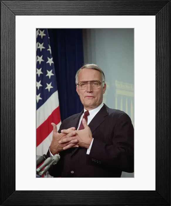 Framed Print : Senator David Durenberger at Podium Framed Print : Senator David Durenberger at Podium