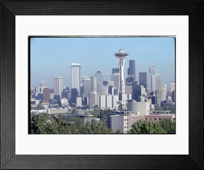 Framed Print : Skyline of Seattle with Space Needle Framed Print : Skyline of Seattle with Space Needle