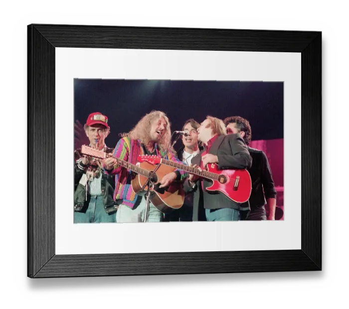 Framed Print : Stephen Stills, Jackson Browne and Arlo Guthrie Framed Print : Stephen Stills, Jackson Browne and Arlo Guthrie