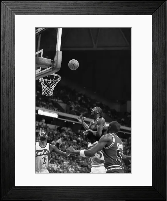 Framed Print : Michael Jordan in Action Against the Atlanta Hawks Framed Print : Michael Jordan in Action Against the Atlanta Hawks