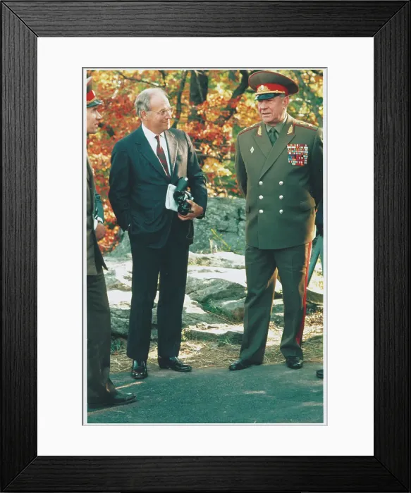 Framed Print : Dick Cheney with Dmitriy Timofeyevich Yazov Framed Print : Dick Cheney with Dmitriy Timofeyevich Yazov