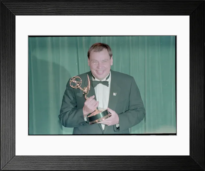 Framed Print : Larry Drake Holding His Emmy Award Framed Print : Larry Drake Holding His Emmy Award
