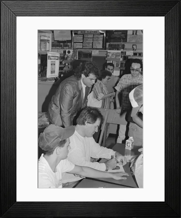 Framed Print : Pete Rose Signing Autograph Framed Print : Pete Rose Signing Autograph