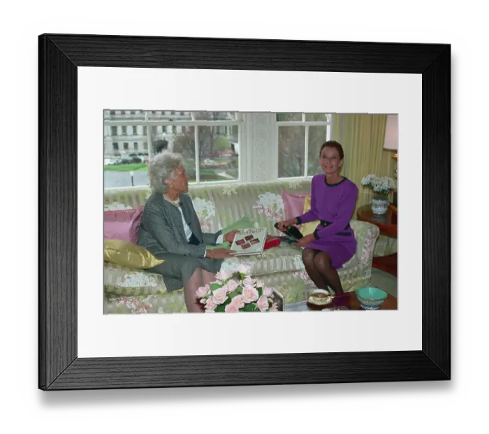 Framed Print : Barbara Bush and Audrey Hepburn at the White House Framed Print : Barbara Bush and Audrey Hepburn at the White House