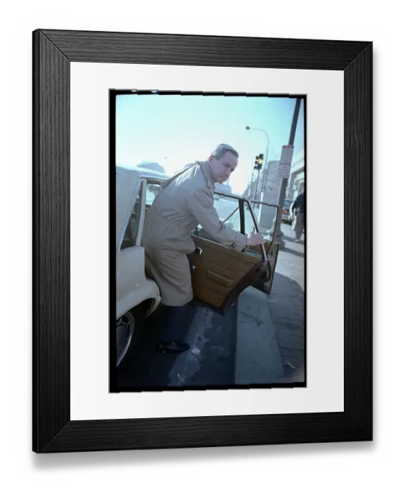 Framed Print : Robert McFarlane After Testifying Framed Print : Robert McFarlane After Testifying