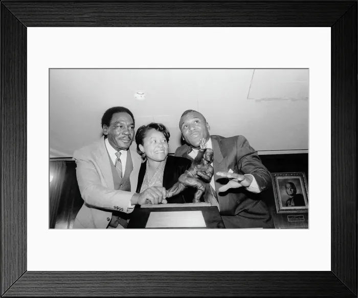 Framed Print : Barry Sanders and His Parents Framed Print : Barry Sanders and His Parents
