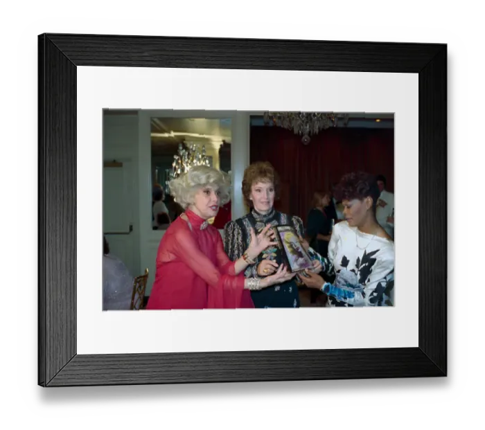 Framed Print : Carol Channing and Dionne Warwick Honoring Tichi Wilkerson Kassel Framed Print : Carol Channing and Dionne Warwick Honoring Tichi Wilkerson Kassel