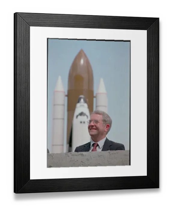 Framed Print : Richard Truly Making Announcement Framed Print : Richard Truly Making Announcement